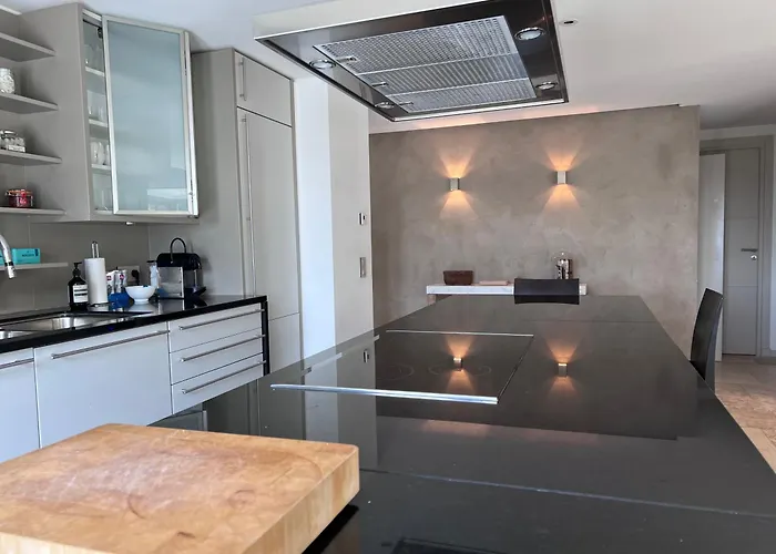 Cyril Magnifique Provencale Apartment